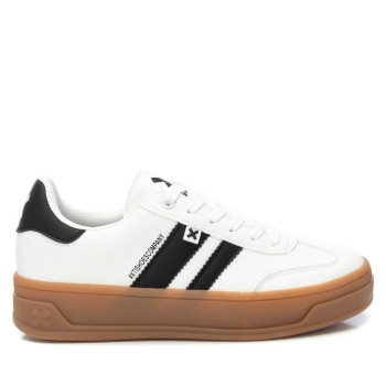 Deportiva de mujer XTI 143645