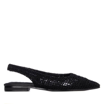 Bailarina con tira trasera...