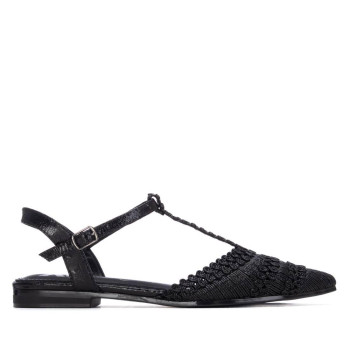 Sandalia de mujer trenzada...